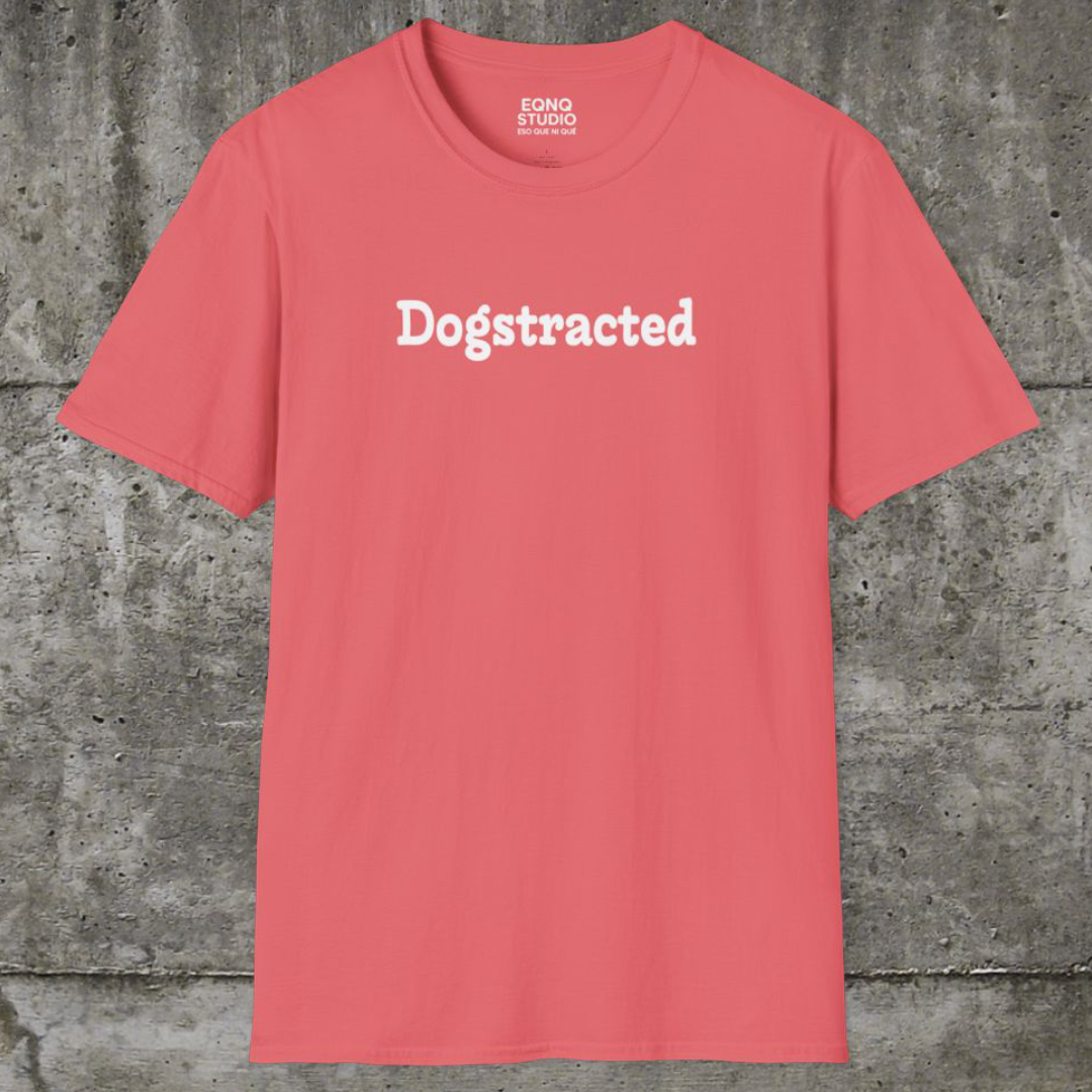 Dogstracted | Tee