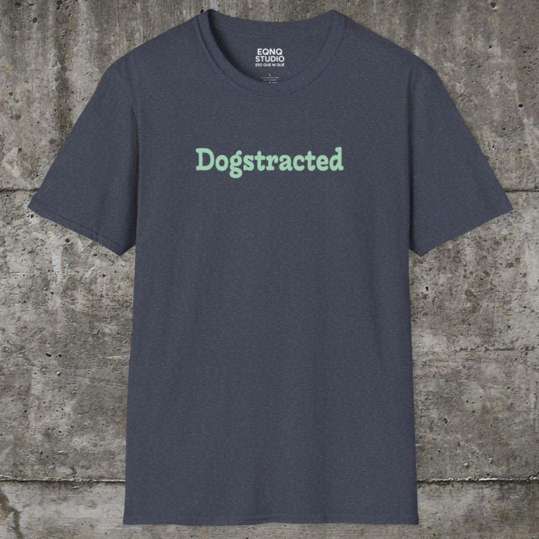Dogstracted | Tee