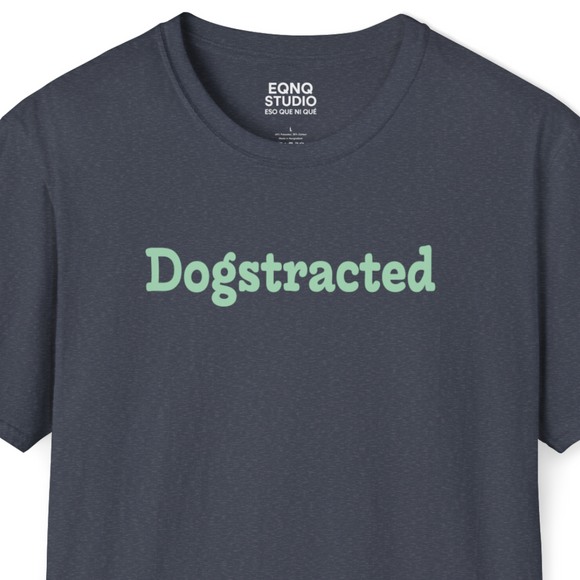 Dogstracted | Tee