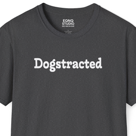 Dogstracted | Tee